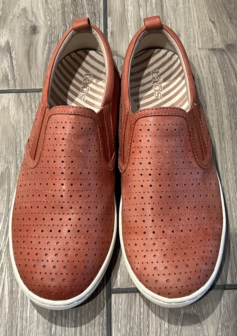 Taos Court Shoes Womens 9.5 Perforated Slip On Comfort Sneakers Red Leather